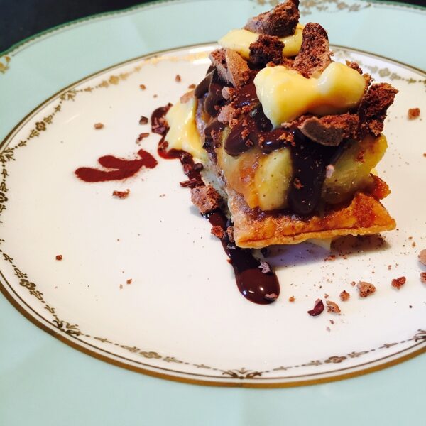 Chocolate banana pie