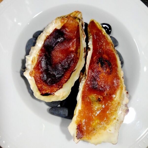 Imperial style oyster gratin