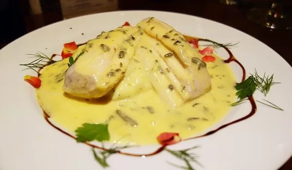 Low-temperature cooked breast, truffle hollandaise sauce